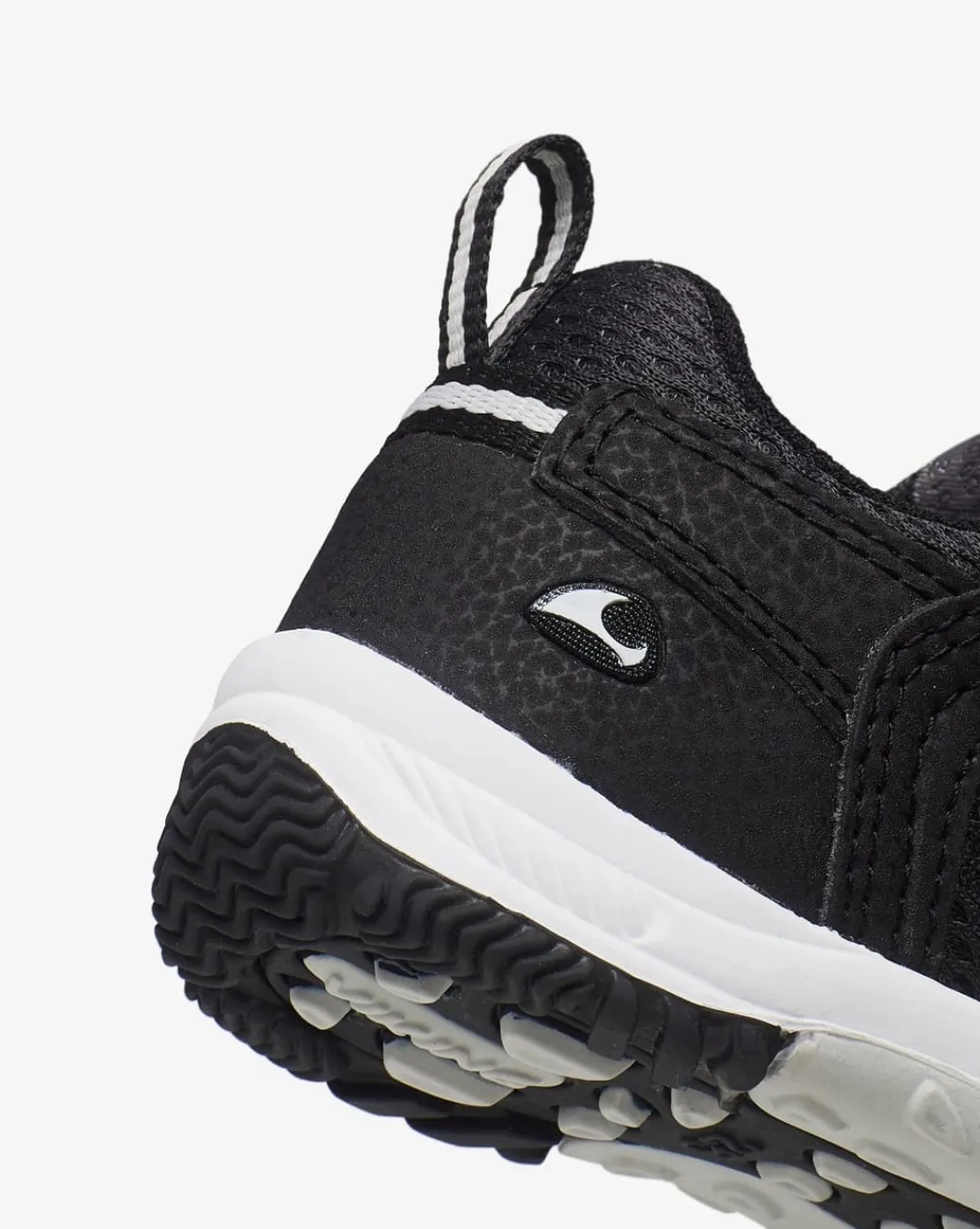 Viking Cascade Low II Black Sneaker